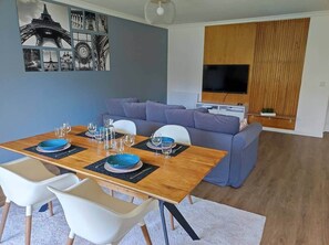 تناول الطعام