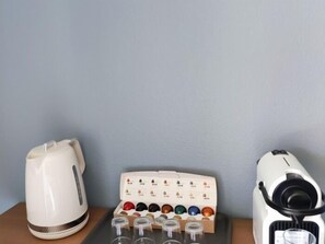 Kaffe och/eller kaffebryggare