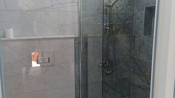 Gratis wi-fi och sängkläder