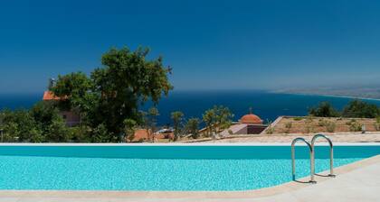 Plethora Luxury Suites