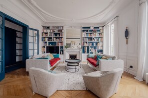 Télévision, espaces bureaux