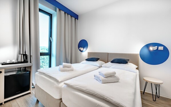 奢華雙人房 | 書桌、隔音、免費 Wi-Fi