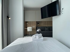 Deluxe Apartment, 1 Queen Bed with Sofa bed, Non Smoking