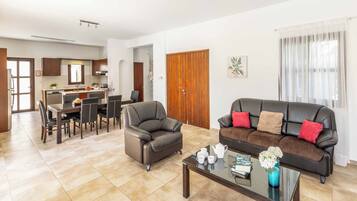 Villa (3 Bedrooms) | Innvendig