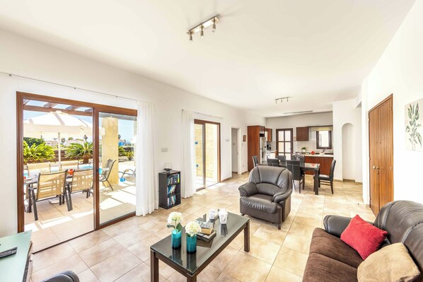 Villa (3 Bedrooms) | Interni