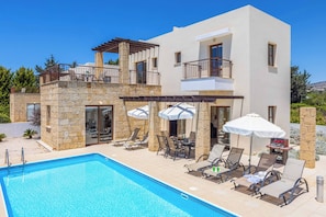 Villa (3 Bedrooms) | Esterni