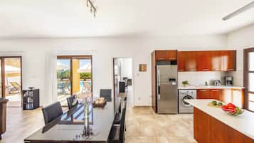 Villa (3 Bedrooms) | Interior