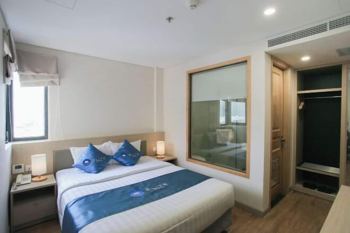 Ropa de cama de alta calidad y camas con pillow-top