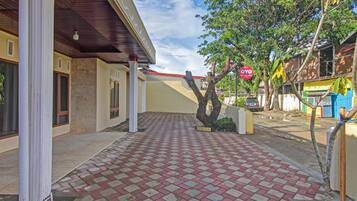 واجهة المنشأة