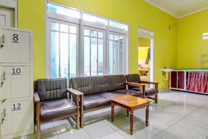 Lobby - Hotel O Lobak Hostel CapsuleNearAyam Goreng Terowongan (Semarang)