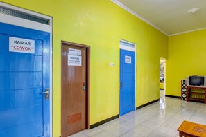 Lobby - Hotel O Lobak Hostel CapsuleNearAyam Goreng Terowongan (Semarang)