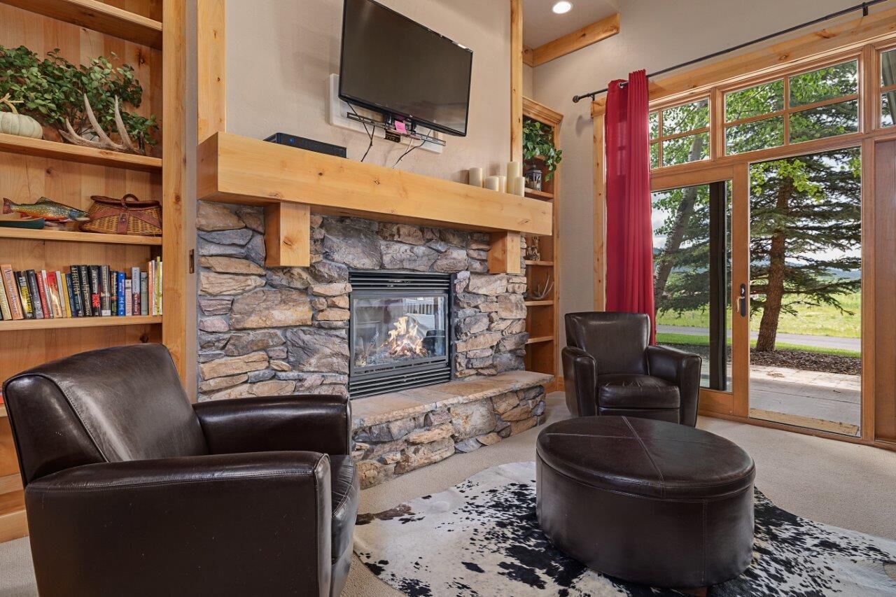 Pear-a-dise Condo includes Bronze Buffalo Ranch private amenity access