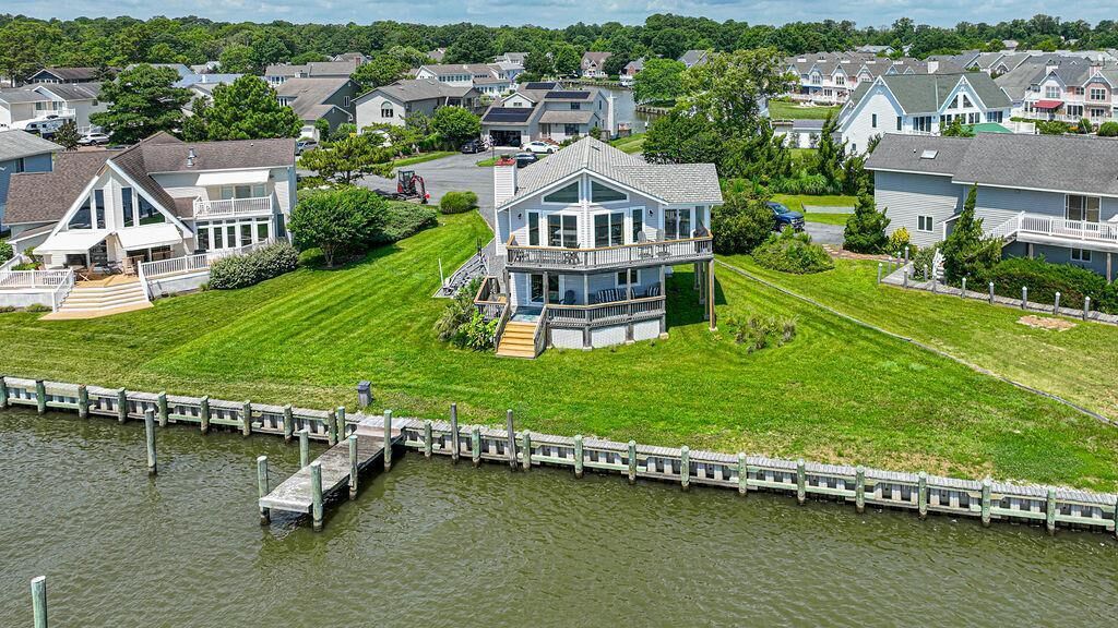 Sunrise Point-Non Group Rental, 4 Bedrooms, 3 Bathrooms, Sleeps 10