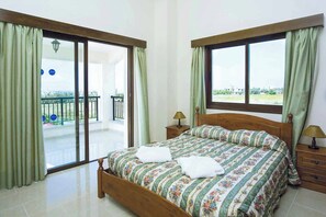 4 kamar tidur dan seprai linen