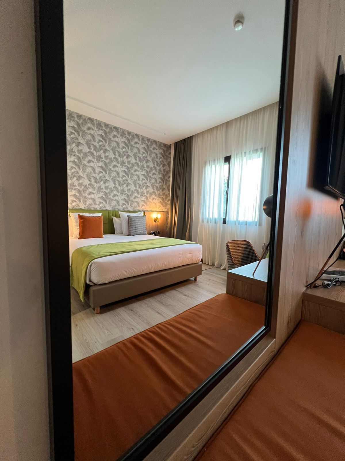 superior room | 1 bedroom, individually decorated, desk, laptop workspace