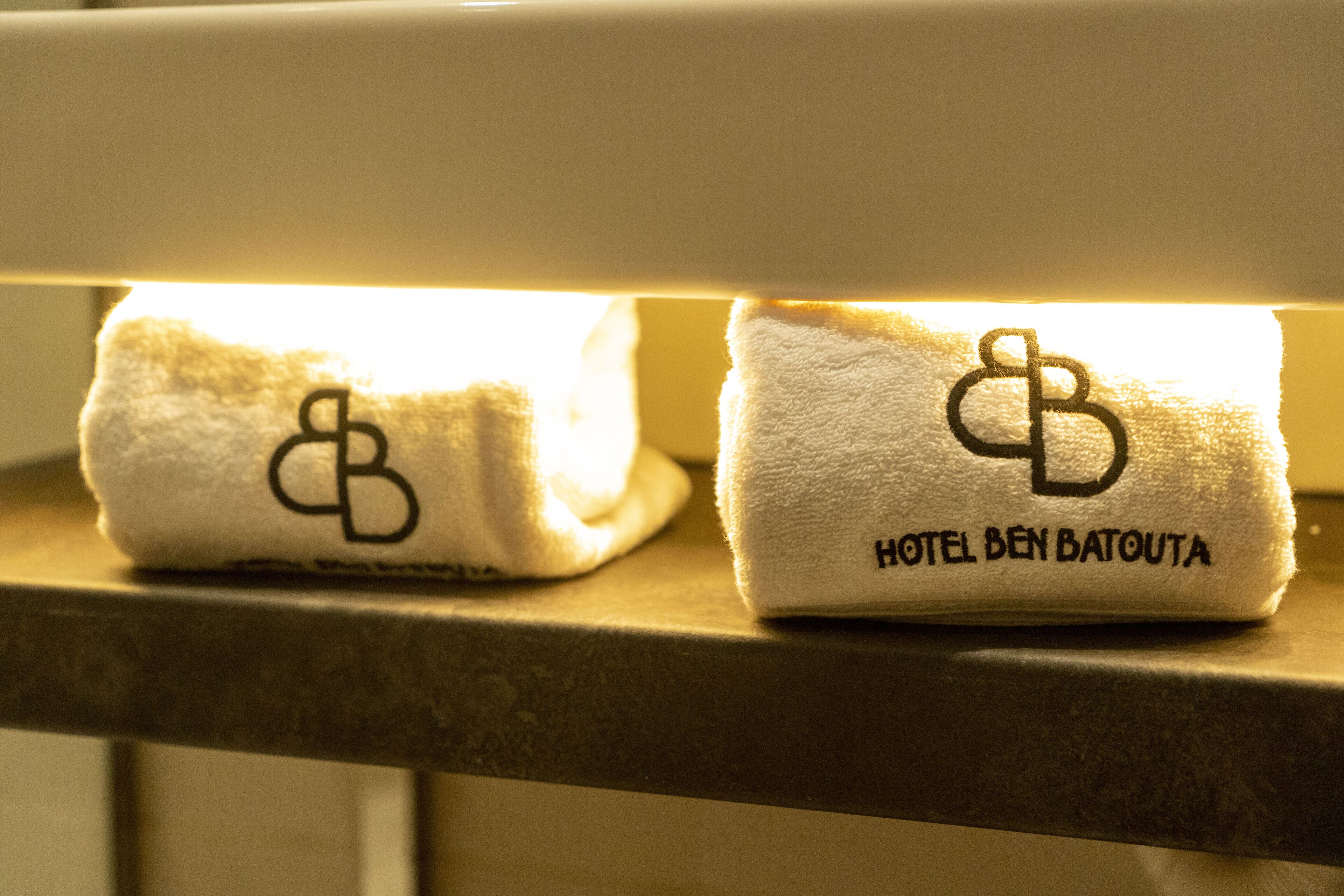 free toiletries, hair dryer