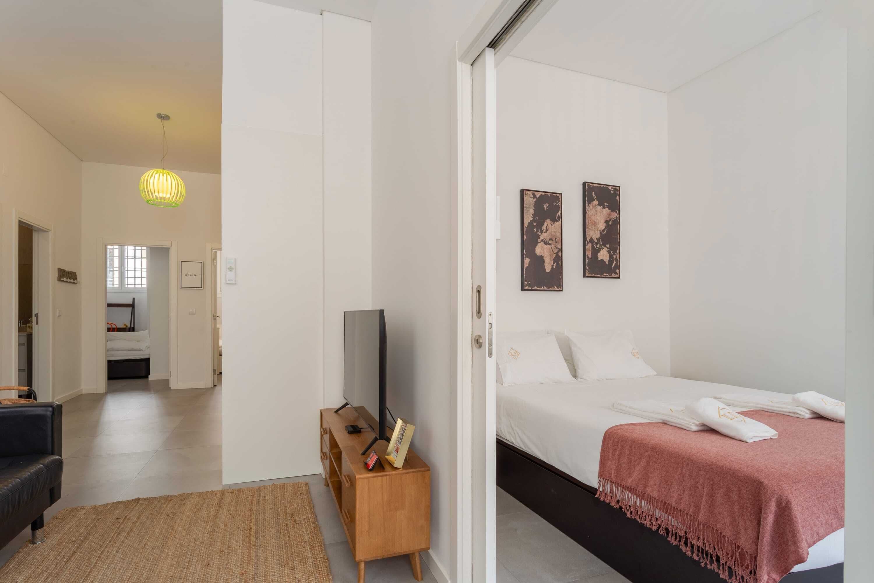 3 chambres, bureau, fer et planche à repasser, Wi-Fi