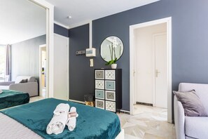 Free WiFi, bed sheets