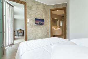 Familienapartment, 1 Doppelbett und Schlafsofa