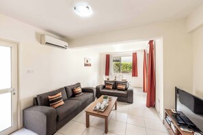 Villa (3 Bedrooms) | Interior - Villa Coral Bay Sun (Pegeia)