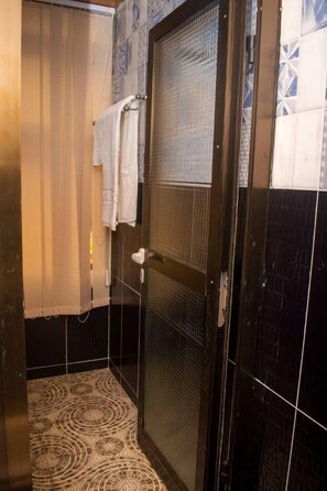Bathroom - Hotel le Kremlin (Yaoundé)