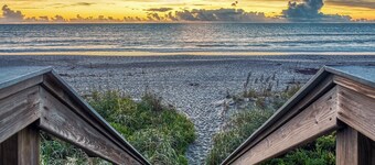 Unbelievable View- No other unit has a view like this one.