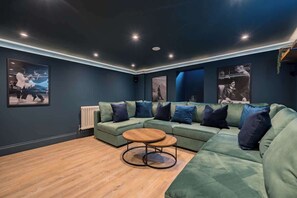 TV, offices