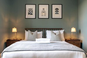 4 soverom, strykejern/-brett, reiseseng for barn og wi-fi