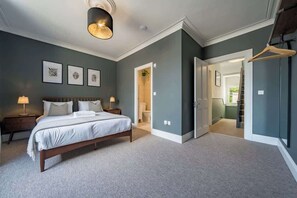 4 bedrooms, iron/ironing board, travel cot, WiFi