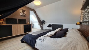 4 bedrooms, iron/ironing board, travel crib, WiFi