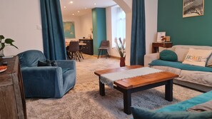 Smart-TV, bøker og filmbibliotek