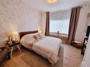 4 soverom, strykejern/-brett, reiseseng for barn og wi-fi