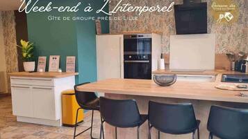 Microonde, forno, piano cottura, lavastoviglie