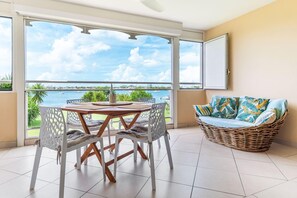 تناول الطعام