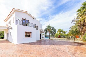 Villa (4 Bedrooms) | Exterior - Villa Pella (Pegeia)