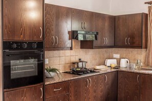 Villa (4 Bedrooms) | Interior - Villa Pella (Pegeia)