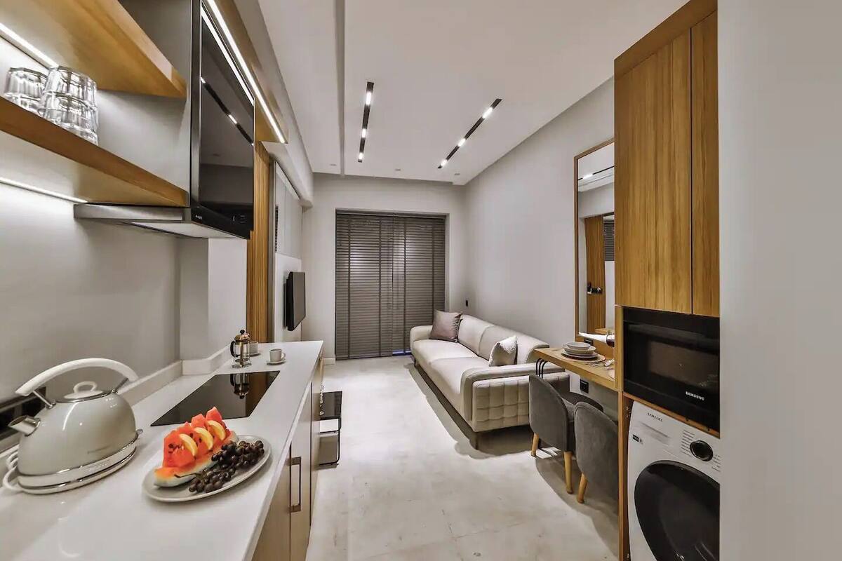 Apartamento Confort, 1 cama doble | 1 dormitorio, ropa de cama de alta calidad, caja fuerte y escritorio