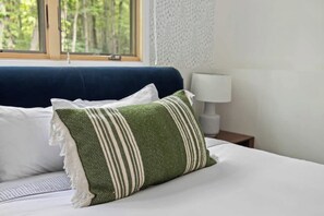 3 bedrooms, iron/ironing board, travel cot, WiFi