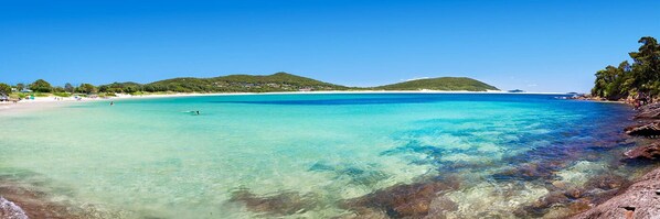 Beach - Fingal Bay Panorama - Panoramic Ocean Views, 300m to Beach with Pool Table (Fingal Bay)