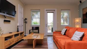 Condo, Multiple Beds, Balcony, Pool View (EMERALD BREEZE 3) | Living area | 40-inch flat-screen TV with cable channels, TV