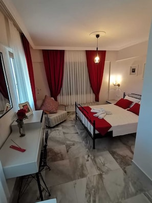 Deluxe-huone, merinäköala | Ylelliset vuodevaatteet, minibaari, yksilöllisesti sisustettu