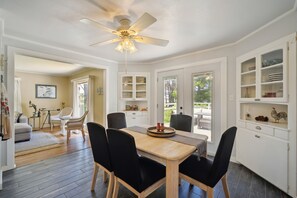 House, 3 Bedrooms | Dining