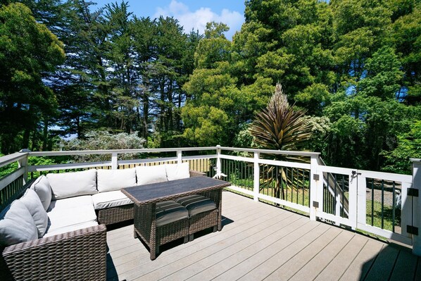 House, 3 Bedrooms | Property grounds