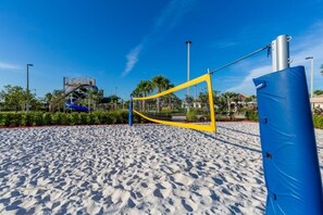 ハウス 6 ベッドルーム | スポーツ場