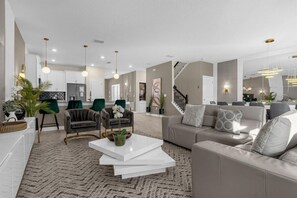 獨棟房屋, 多間臥室 | 起居區