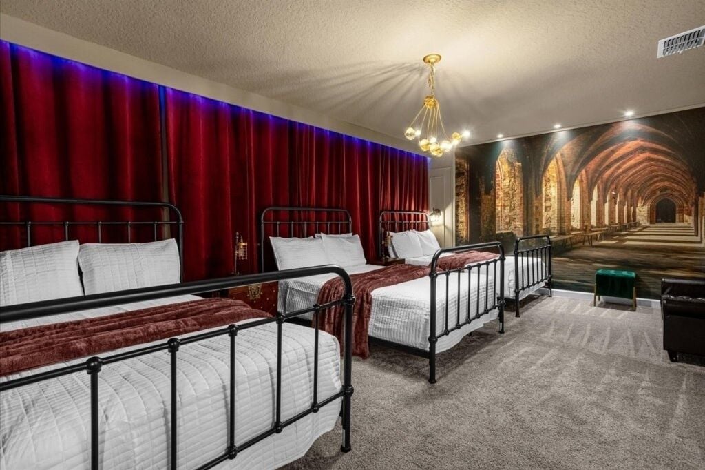 House, Multiple Bedrooms