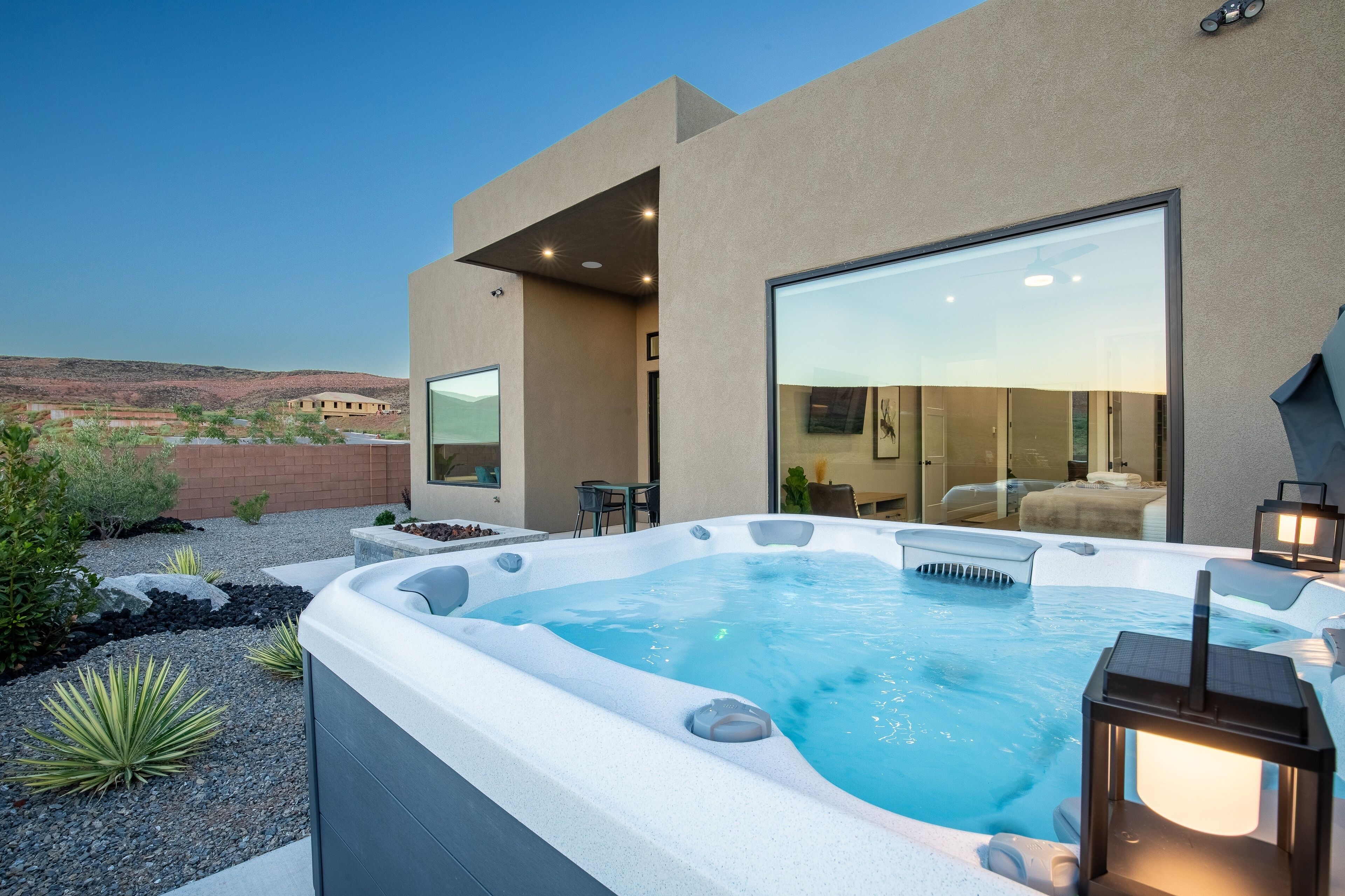 House, 2 Bedrooms | Outdoor spa tub
