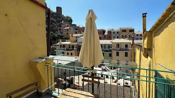 Exclusive Apartment | Terrace/patio