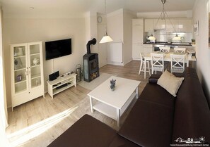 TV, DVD player, stereo