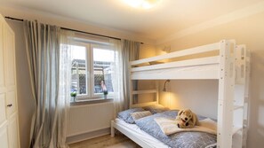 2 bedrooms, free WiFi